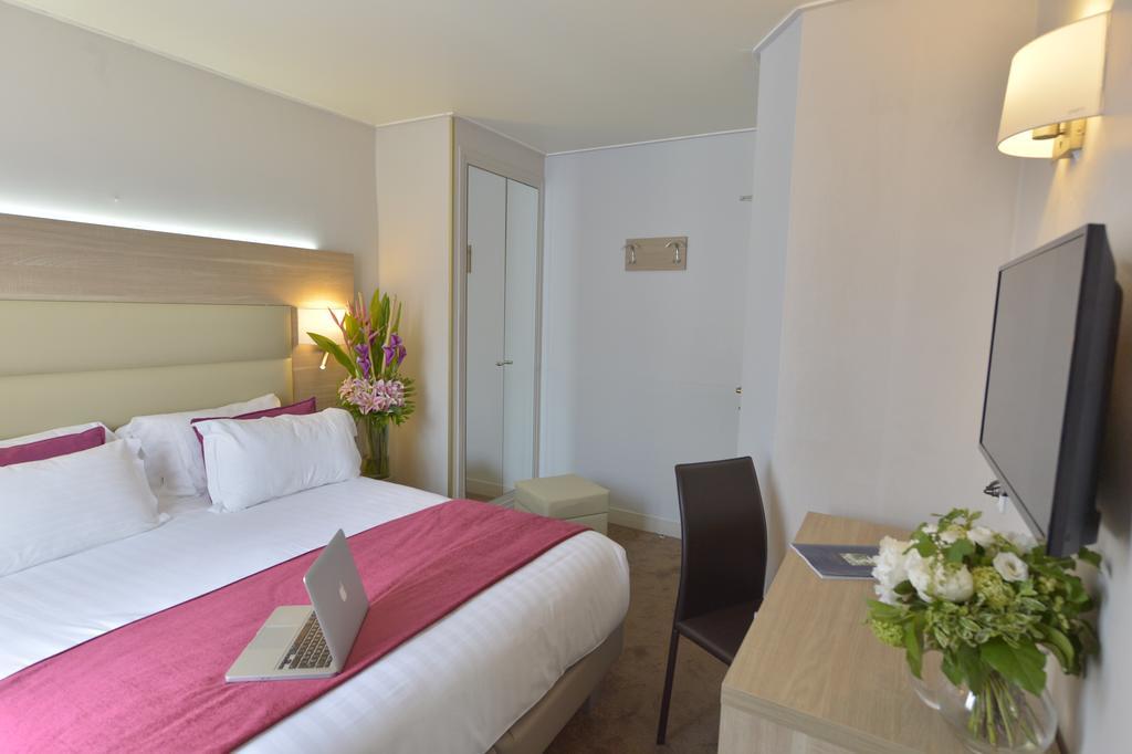Hotel Unic Renoir Saint Germain París Exterior foto