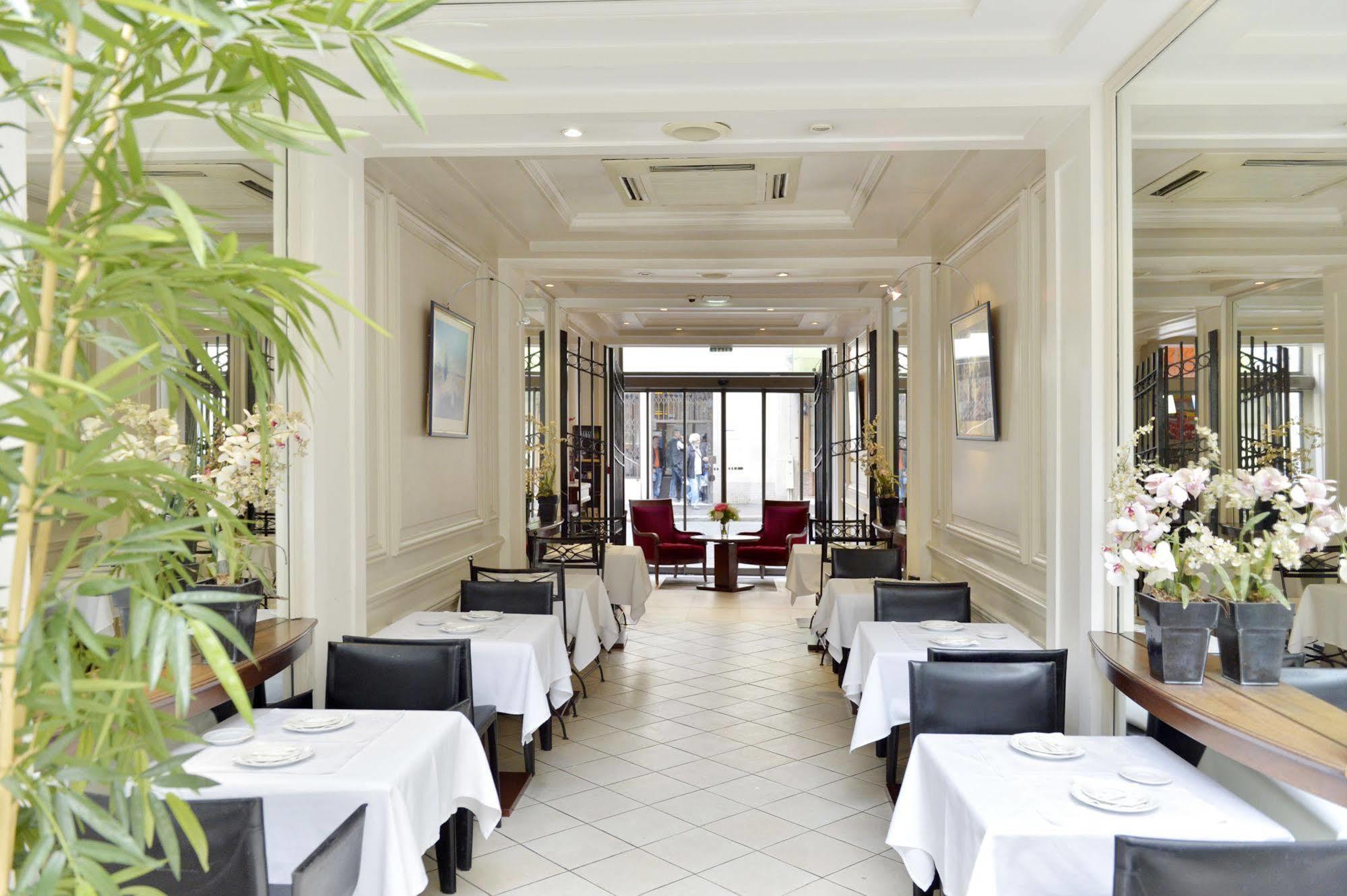Hotel Unic Renoir Saint Germain París Exterior foto